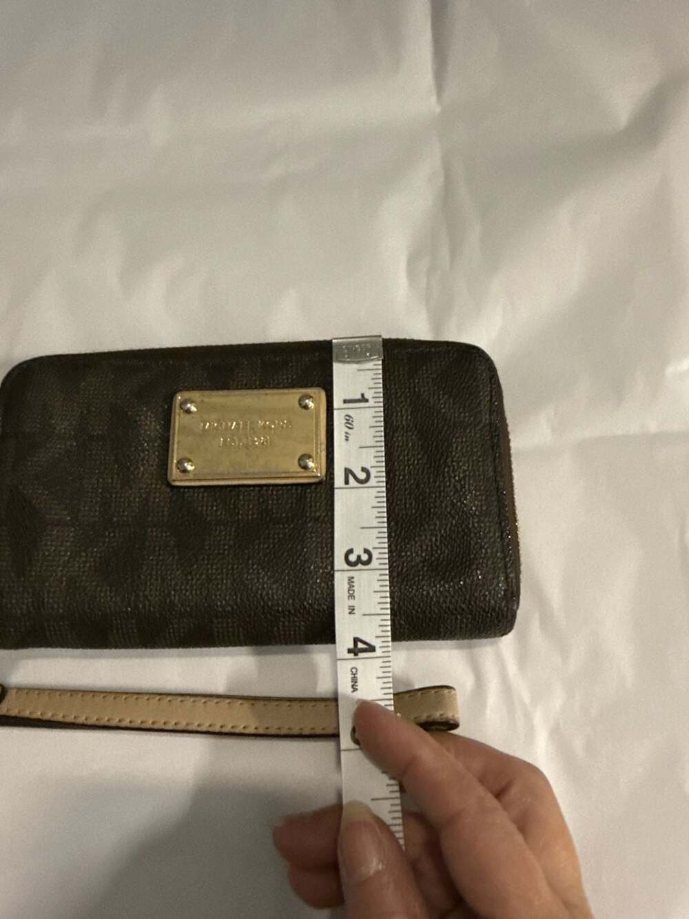 Michael Kors wallets for women - Picture 11 of 11